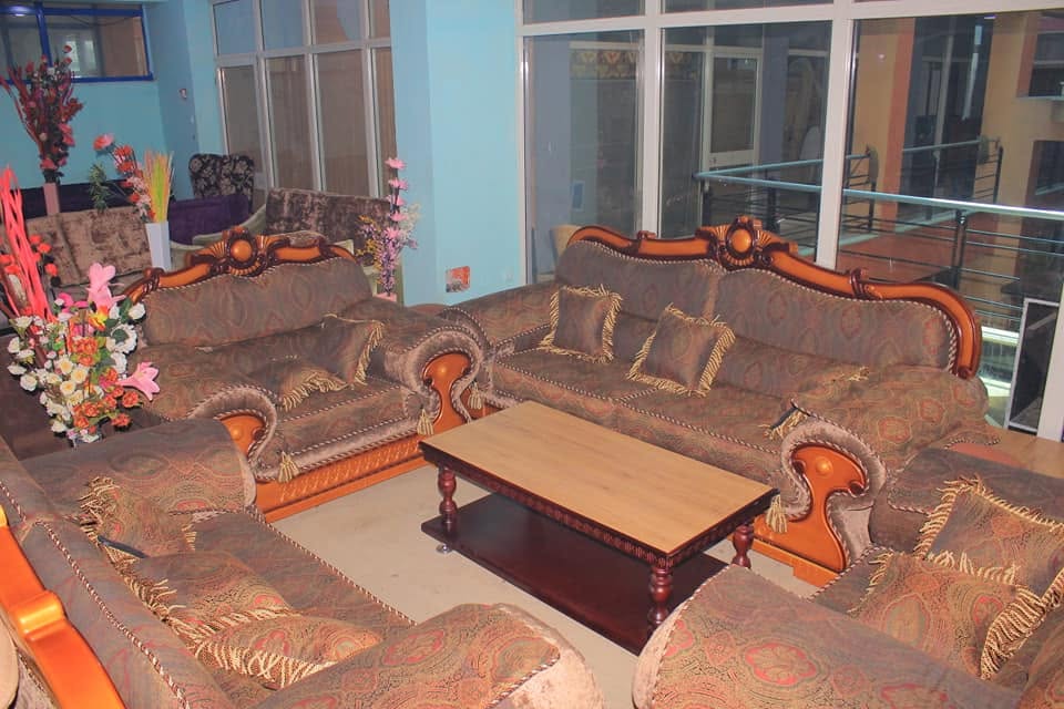 read sofa